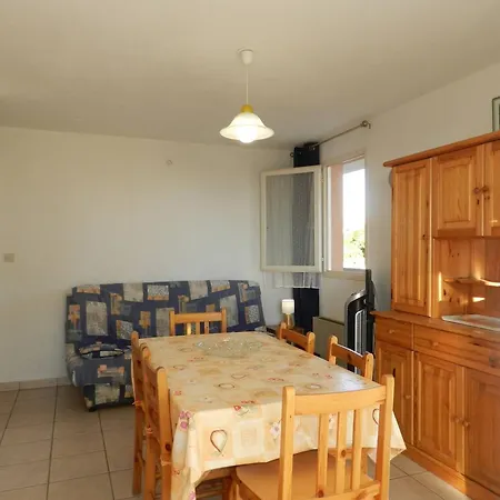 3 Pièces Avec Loggia, Proche Mer, 6 Couchages - - Fr-1-251-897