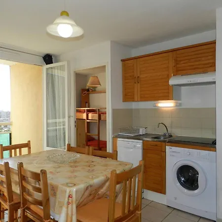3 Pièces Avec Loggia, Proche Mer, 6 Couchages - - Fr-1-251-897 *